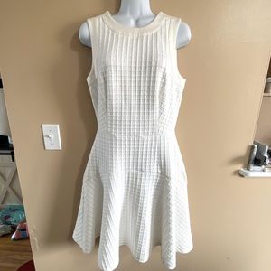 BANANA REPUBLIC cream dress